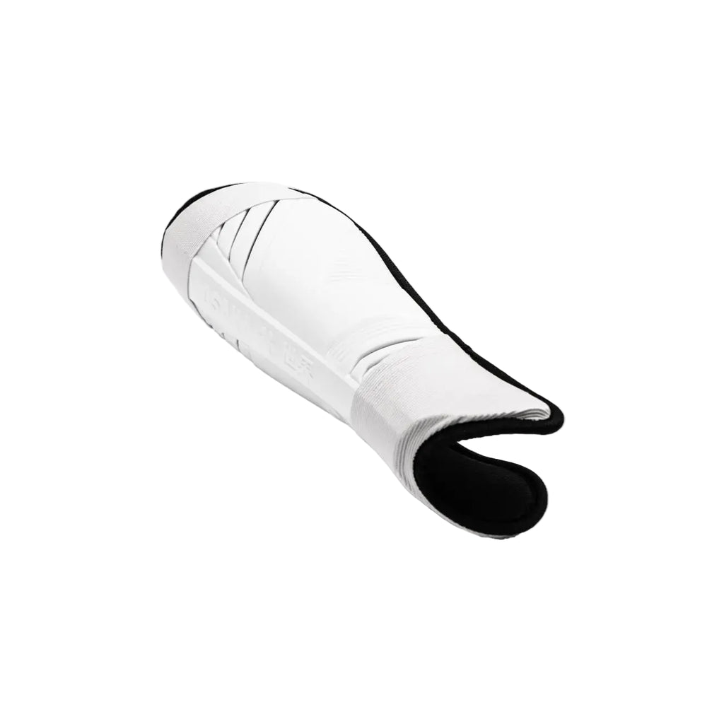 Osaka Shinguard - White-Black Bescherming